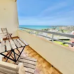 Tres Castelos Rocha Fantastic Apartament